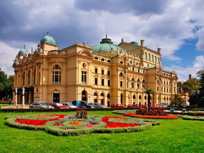 Historic_museum_in_the_old_city_of_Krakow