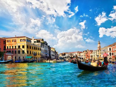 Venice_Grand_canal_and_Rialto_Bridge